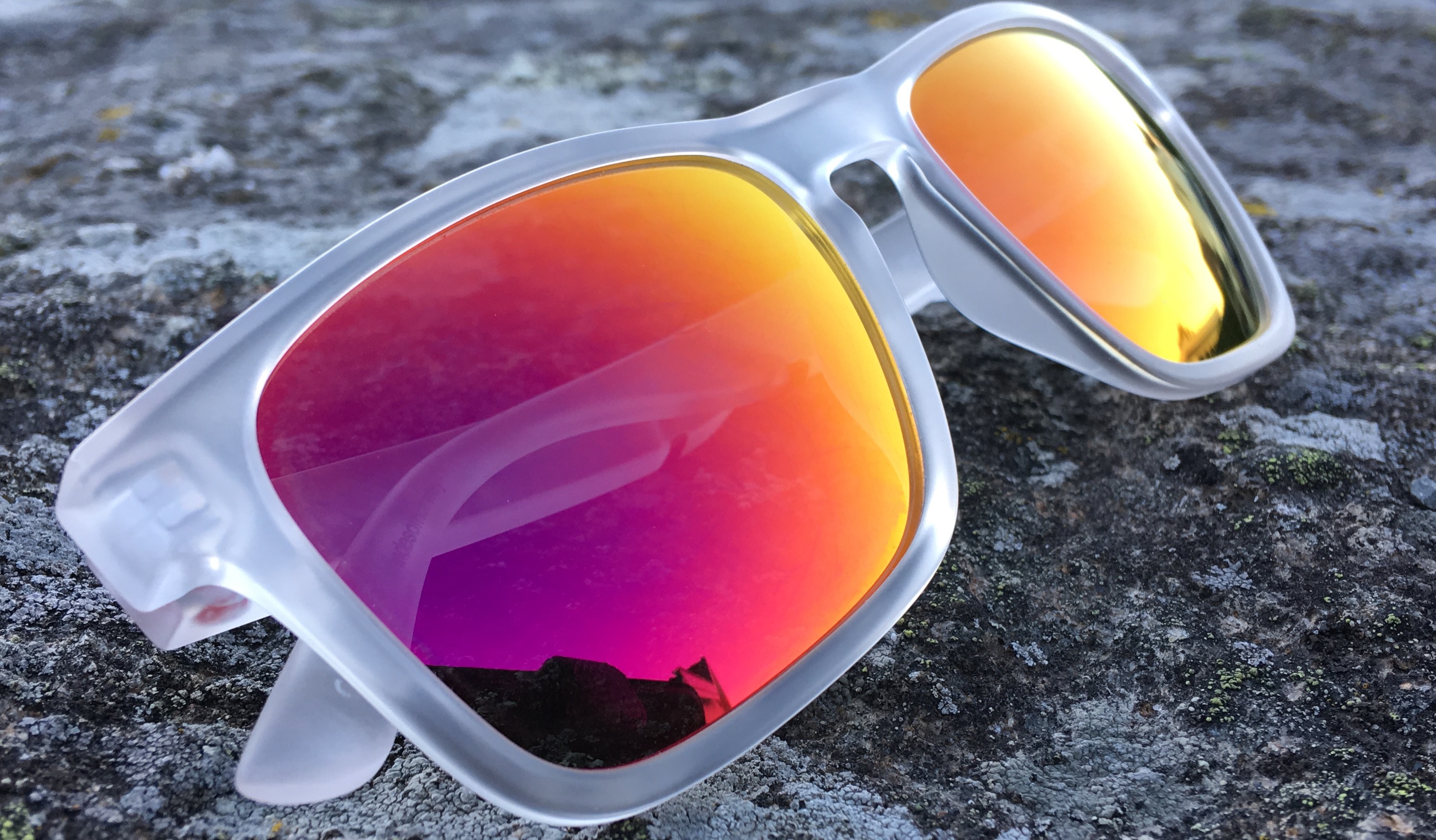 Strømøy Racing Shades